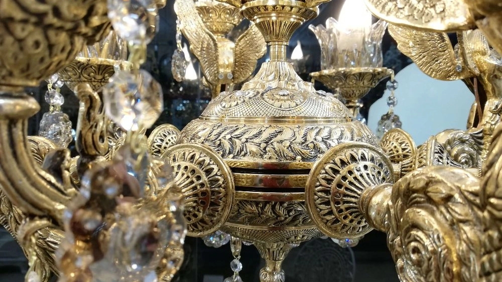 ویژگی های لوستر برنزی