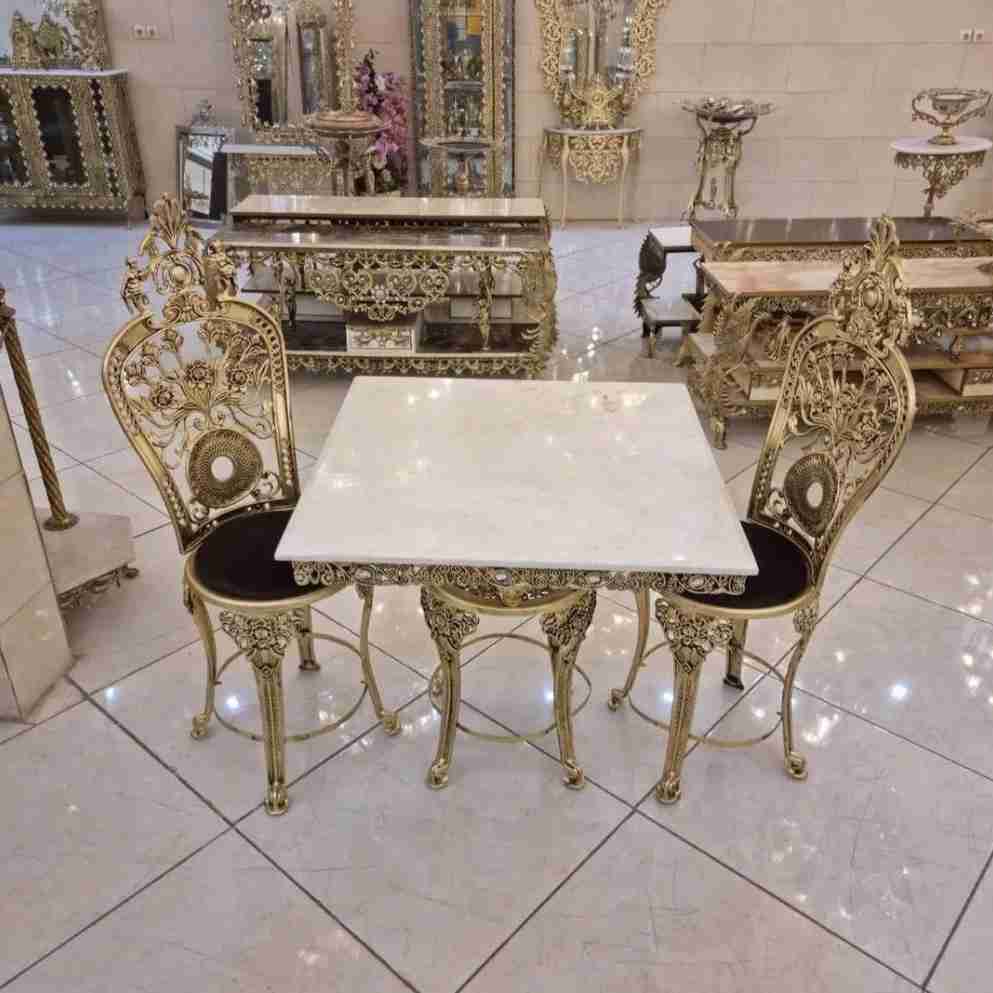 میز ناهارخوری