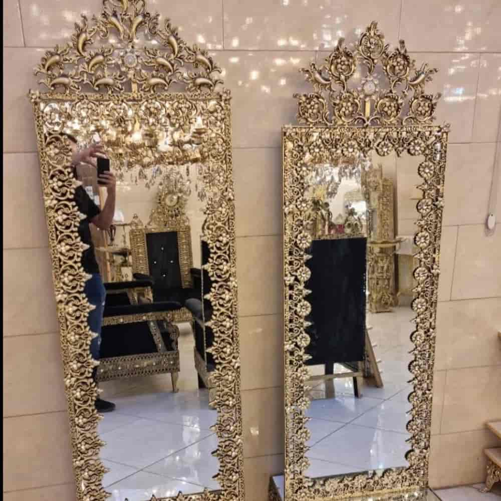 مرآة واقفة